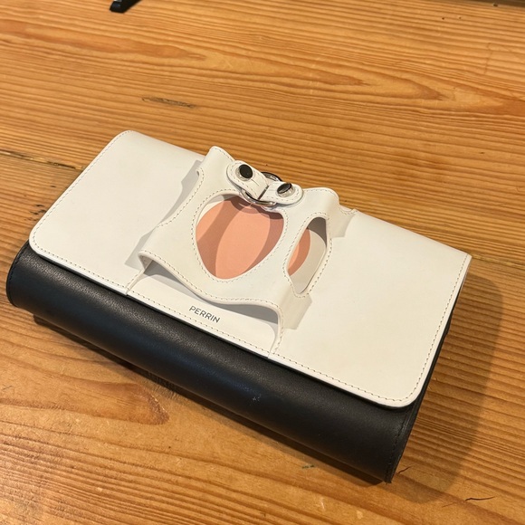 Perin Clutch - Picture 1 of 9